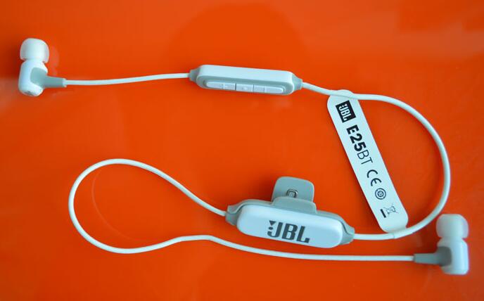 JBL E25BT ʽ{\ӶC